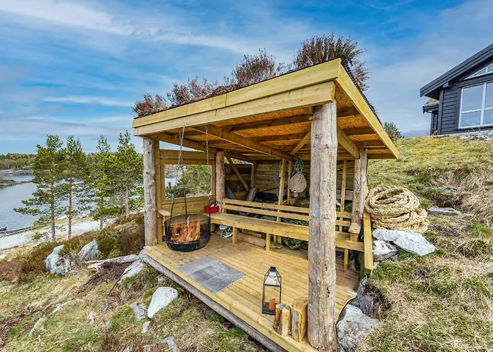 4 Bedroom In Tustna * Leira (More og Romsdal)