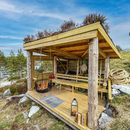 4 Bedroom In Tustna * Leira (More og Romsdal)